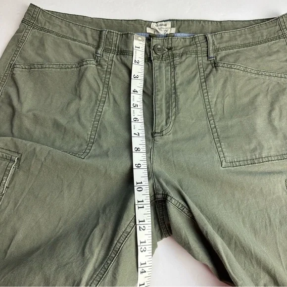 LL Bean Favorite Fit Comfort Stretch Pants Mid-Rise Cargo Women's 16P Petite - Picture 4 of 9